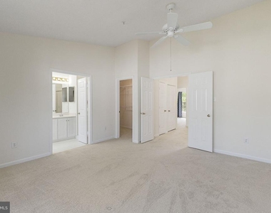 2209 Bear Valley Terrace - Photo Thumbnail 12