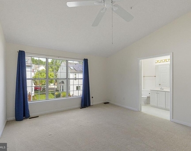 2209 Bear Valley Terrace - Photo Thumbnail 11