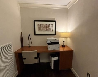 7171 Woodmont Avenue - Photo Thumbnail 29