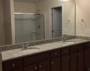 410 Chanson Drive - Photo Thumbnail 7