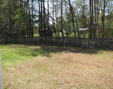 513 Chivalry Drive - Photo Thumbnail 16