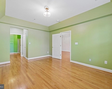 5910 Great Star Drive - Photo Thumbnail 19