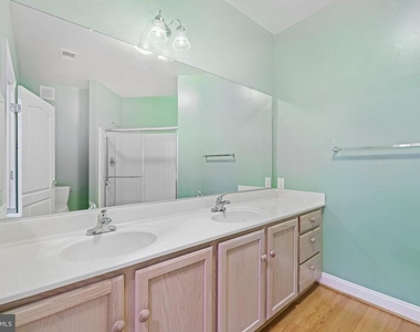 5910 Great Star Drive - Photo Thumbnail 21