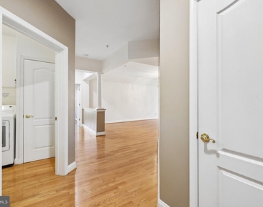5910 Great Star Drive - Photo Thumbnail 24