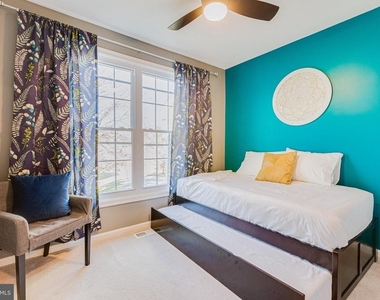 9180 Emersons Reach - Photo Thumbnail 23