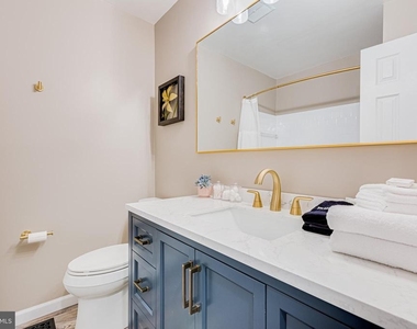 9180 Emersons Reach - Photo Thumbnail 25