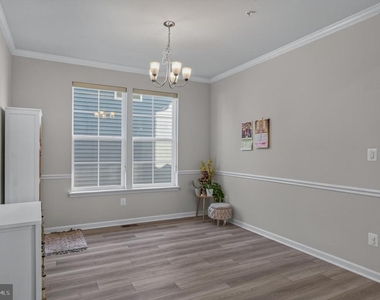 1124 Miller Farm Dr - Photo Thumbnail 8