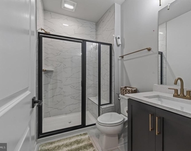 1124 Miller Farm Dr - Photo Thumbnail 10