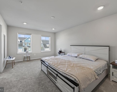 1124 Miller Farm Dr - Photo Thumbnail 15