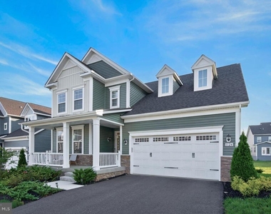 1124 Miller Farm Dr - Photo Thumbnail 1