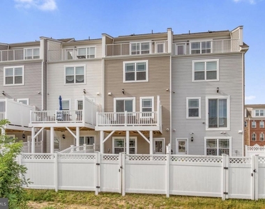 11687 Emily Dickinson Pl - Photo Thumbnail 34