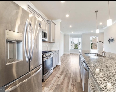 11687 Emily Dickinson Pl - Photo Thumbnail 7