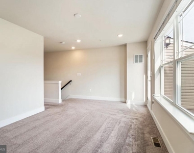 11687 Emily Dickinson Pl - Photo Thumbnail 25