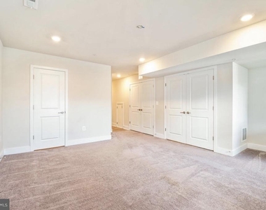 11687 Emily Dickinson Pl - Photo Thumbnail 2