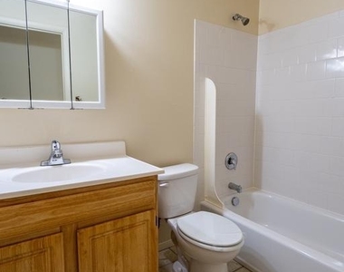 7407 Alvah Avenue - Photo Thumbnail 12