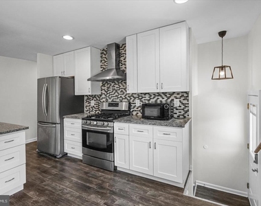 10202 Daventry Drive - Photo Thumbnail 9