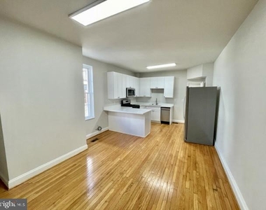 1301 Clarkson Street - Photo Thumbnail 3