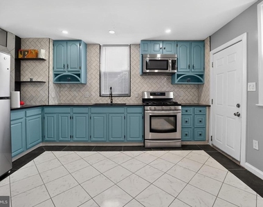3445 Harwell Avenue - Photo Thumbnail 6
