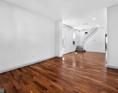 3445 Harwell Avenue - Photo Thumbnail 3