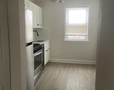 922 Dartmouth Road - Photo Thumbnail 6