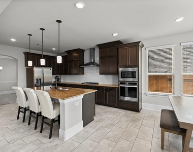 508 Hidden Creek Way - Photo Thumbnail 11
