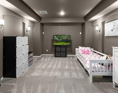508 Hidden Creek Way - Photo Thumbnail 28