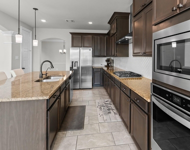 508 Hidden Creek Way - Photo Thumbnail 13