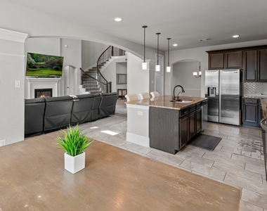 508 Hidden Creek Way - Photo Thumbnail 15