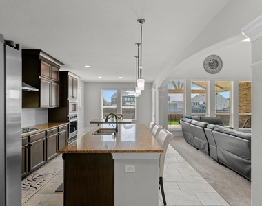 508 Hidden Creek Way - Photo Thumbnail 8