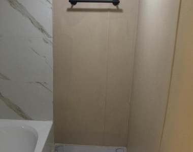448 Goethe Street - Photo Thumbnail 10