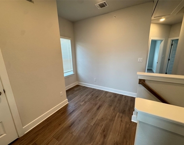 3000 Chisholm Trail Rd - Photo Thumbnail 13