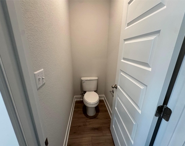 3000 Chisholm Trail Rd - Photo Thumbnail 15