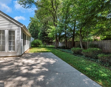 1836 Ralston Place - Photo Thumbnail 37