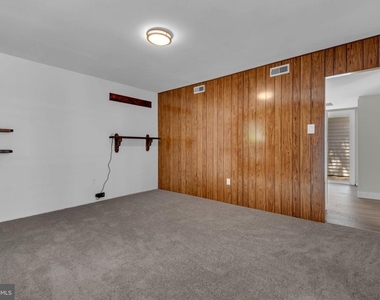 1836 Ralston Place - Photo Thumbnail 20