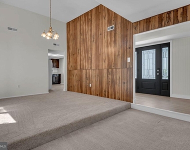 1836 Ralston Place - Photo Thumbnail 16