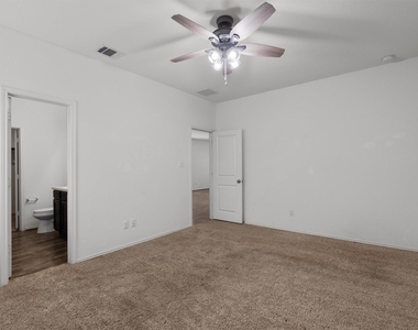 791 Circle Way - Photo Thumbnail 18