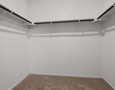791 Circle Way - Photo Thumbnail 23