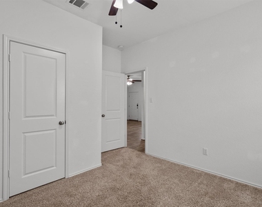 791 Circle Way - Photo Thumbnail 30