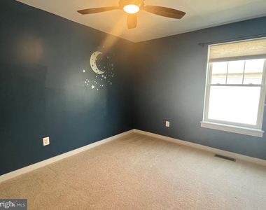 1705 Willard Way - Photo Thumbnail 19