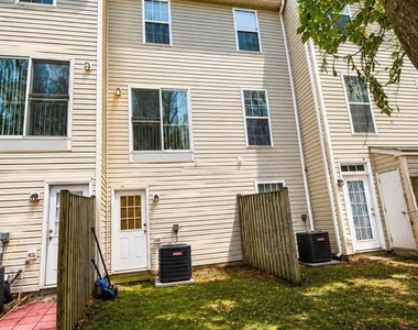 742 Heather Stone Loop - Photo Thumbnail 13