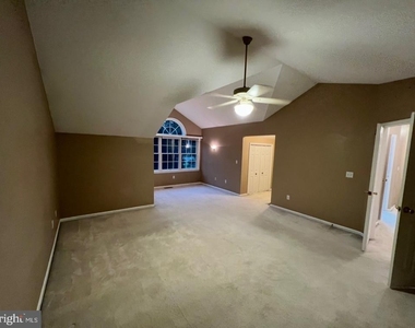 912 Harmony Avenue - Photo Thumbnail 17