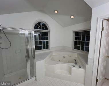 912 Harmony Avenue - Photo Thumbnail 20