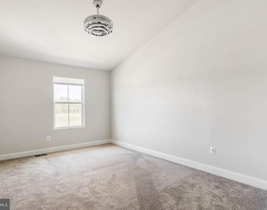 35303 Wright Way - Photo Thumbnail 18