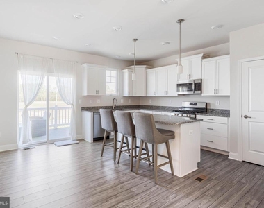 35303 Wright Way - Photo Thumbnail 6
