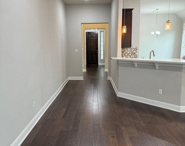 2637 Enza Dr - Photo Thumbnail 6