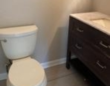 2410 Shellpot Drive - Photo Thumbnail 14
