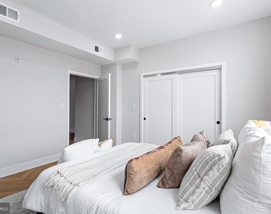 1516 East Capitol Street Ne - Photo Thumbnail 28