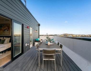 1516 East Capitol Street Ne - Photo Thumbnail 47
