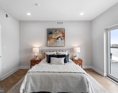1516 East Capitol Street Ne - Photo Thumbnail 36