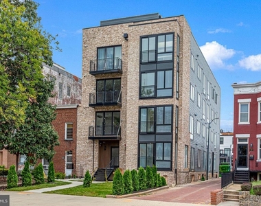 1516 East Capitol Street Ne - Photo Thumbnail 30